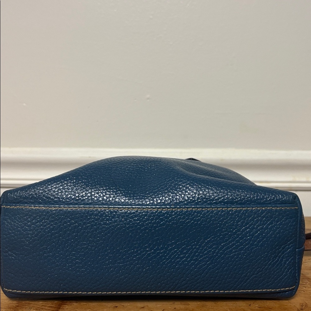 VINTAGE Dooney and Bourke blue pebble leather crossbody handbag - Picture 14 of 15